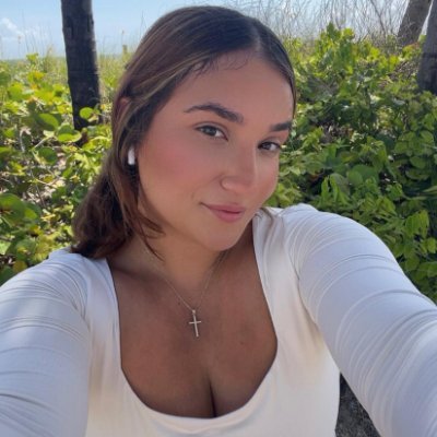 luccyjessica_'s profile picture. She/Her
Digital Art Artist