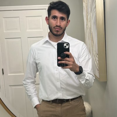 churroallie's profile picture. I used to teach English and now I make black and white comics about being a neurotic loser. It’s cooler than it sounds. 🇺🇸 🇵🇪 🌹🇵🇸
