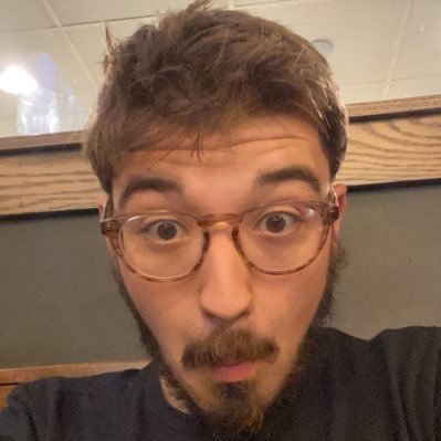 parkrangerfan's profile picture. guy about to eat a meal. 24 @bigguyrenfield