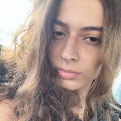 fefavoritestuff's profile picture. Wash your hands