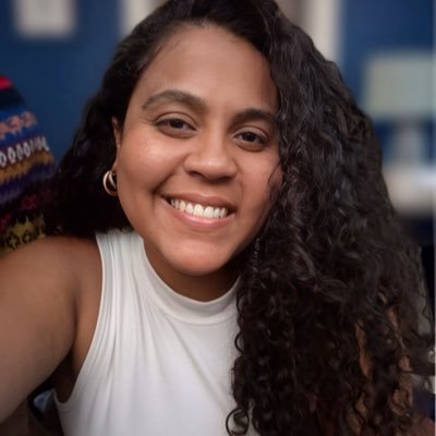 vitoriaramosss's profile picture. Envelhecendo como o vinho, cada dia mais amarga.