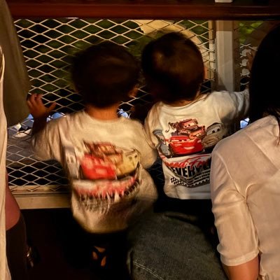 mCrt1W4EUS57550's profile picture. Find me! 2025.9〜 Webデザイン勉強中✍️1歳と2歳の暴れん坊男の子ママ🦖🔥🦕 幼稚園に行ってくれている日中数時間と体力あれば夜にコツコツ頑張っています…❕