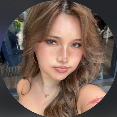 Selenamommy15's profile picture. 17 y/ariana grande fan/searching for the right guy