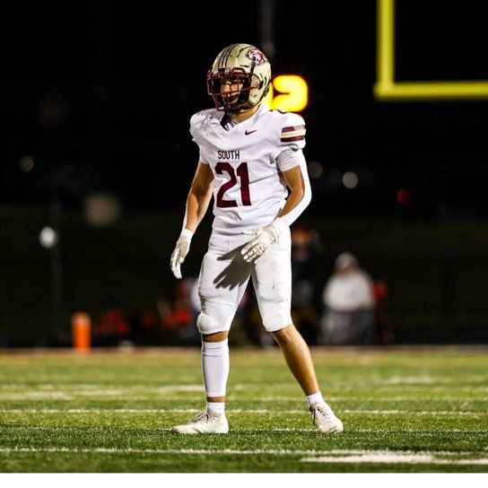 MylesKrinkie's profile picture. |LSHS Class of 2027| track /hockey /football player Height 5’10 weight 180 Cell 952-683-0636