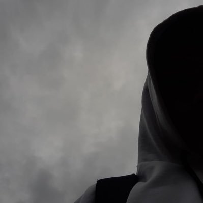 RaeZsn's profile picture. ✝️