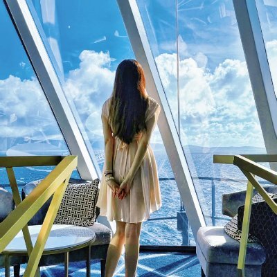 Rjshduw's profile picture. 夢を追いかけて、空を見上げる🌈🌟