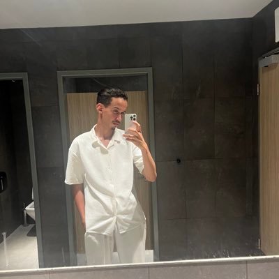 aymanamkk's profile picture. Kanye's attitude, with Drake feelings 🥀