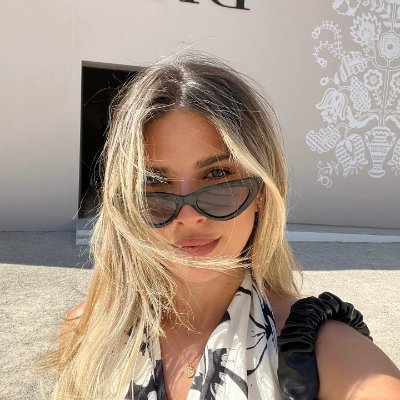 Elodie4797's profile picture. 🇫🇷  | Parisian soul ✨ | Lover of art, culture, and coffee ☕ | Fashion enthusiast 👗 | Exploring life one adventure at a time 🌍 | Embracing the little joys