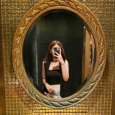 IchaTunisa45066's profile picture. 