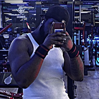 Caldeira_Biel's profile picture. Apenas um advogado esquisito e esquizofrênico que se entope de pré-treino e antidepressivo pra ir treinar🥊🏋🏾‍♂️