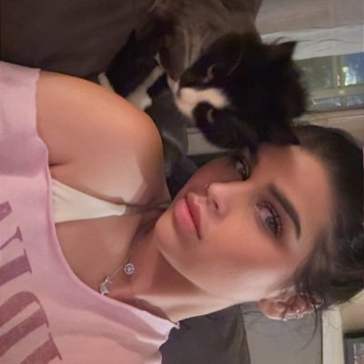 pizzaqueennhpp's profile picture. A God fearing, mother, wife and business owner 🇮🇹🍕🍝✝️