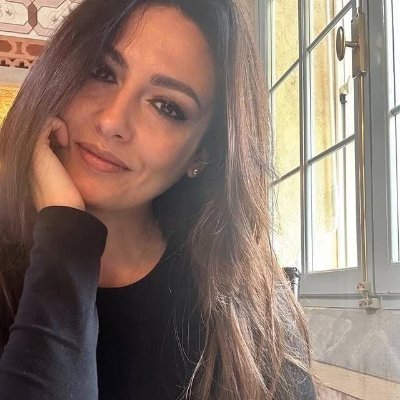airzhaisley's profile picture. I refuse to settle for anything less than a beautiful life