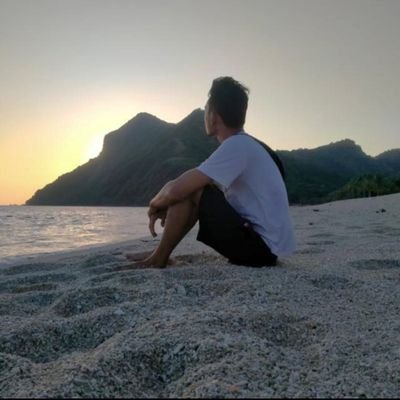 inisialRAY's profile picture. Akun Korban Spam!