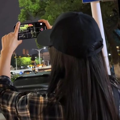 iznklE's profile picture. The Miami breeze reminds me: it’s okay to go slow. I believed the same during my trip to Japan.