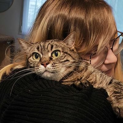 Tay_oshi's profile picture. 