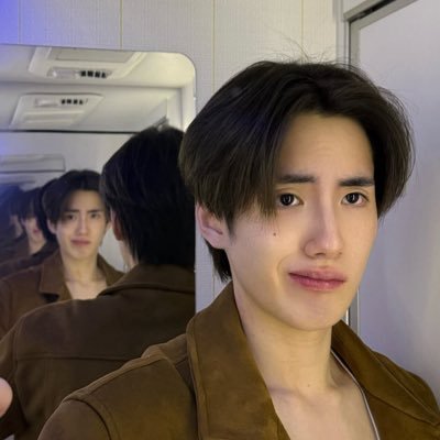 kitttisakk's profile picture. #phutatchai #aaashirakron