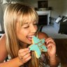 swiftlycourtney's profile picture. SWIFTIE SINCE ‘09. TN Follows💛 | she/her | second grade teacher 👩🏼‍🏫 | 🤞🏼Never met Taylor🤞🏼| ERAS TOUR DETROIT N1 & N2, LA 8/7, INDY 11/2| 26🫶🏼