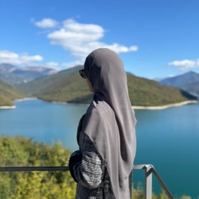 zahraalsultan11's profile picture. Ophthalmology Resident l MBBS @mckfu