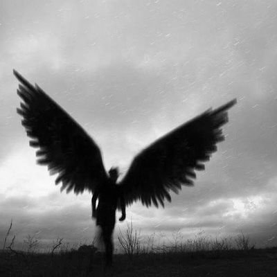 slava_ciel's profile picture. 𝑨𝒎 𝒊 𝒊𝒏 𝒉𝒆𝒍𝒍 𝒐𝒓 𝒑𝒂𝒓𝒂𝒅𝒊𝒔𝒆?