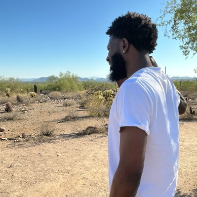 ohmypapiza's profile picture. 