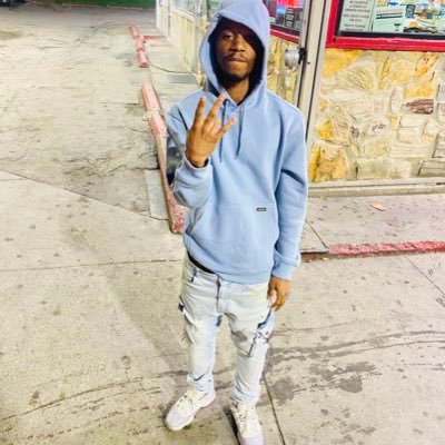 yrtblow's profile picture. come shop this shii cheap 📲🏎