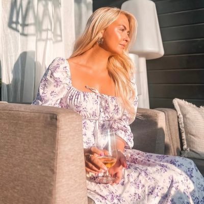 Awaketoday25's profile picture.