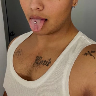 Dante1174601's profile picture. 19 años
Universitario