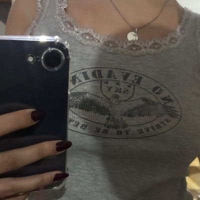 yvaliieva's profile picture. joods and formula 1