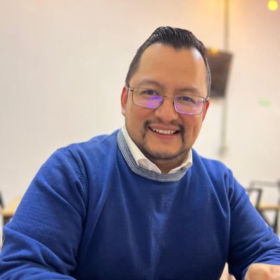 Car_1os's profile picture. Mtro. en #PeriodismoDigital/universitario/locutor