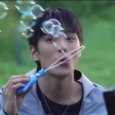 nyeokumi's profile picture. 🍉 • go5rae thinker.. ♡ #민혁 9311