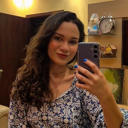 juliarsrss's profile picture. tem algumas reclamações aqui