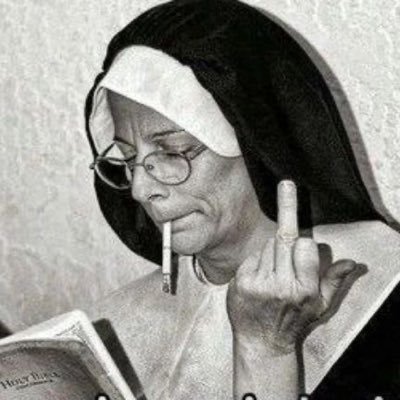 aitanis99's profile picture. No es bueno detenerse en los sueños y olvidarse de vivir🪐