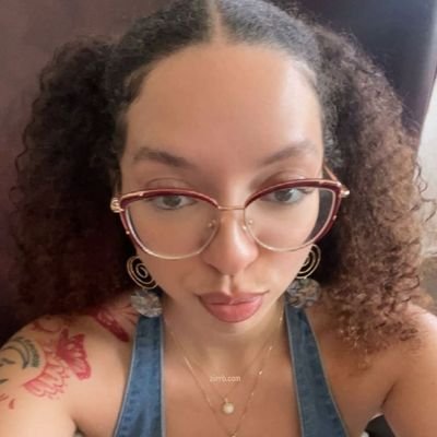 Alicexx008's profile picture. All things are possible with GOD.  🦋 My family and friends strengthen me. And love Conquers