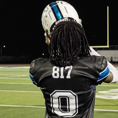 EliWalker817's profile picture. Eli Walker c/o 2030…Future football 5 star and All-American Track runner…#speeddemon #crowleymiddle #NorthCrowley