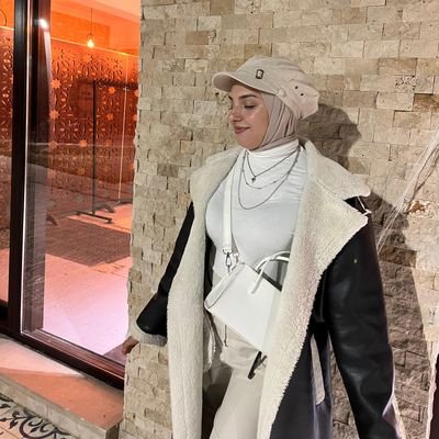 EdanurDurm31198's profile picture. •Ben benim ne yaptığımla ilgileniyorum sizinle değil.
(Gece Tanrıçası ) ~ 🌕🍷