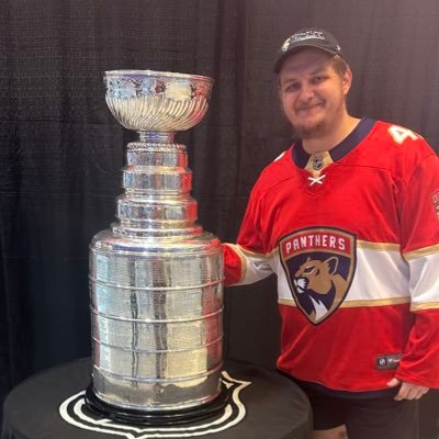 AFCMateusz's profile picture. I like a lot of random things like Arsenal FC, FL Panthers hockey, automobile racing and music, so here we are.