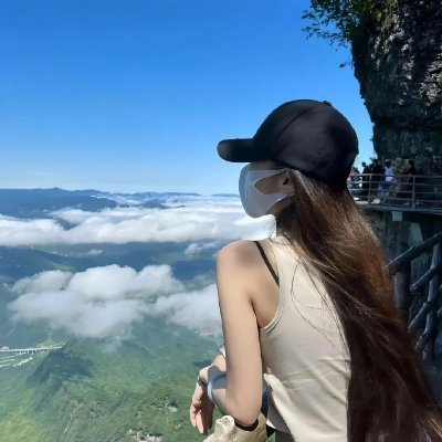 Aurora5645614's profile picture. 𝓛𝓲𝓿𝓮 𝓯𝓸𝓻 𝔂𝓸𝓾𝓻𝓼𝓮𝓵𝓯./🧸🇺🇸