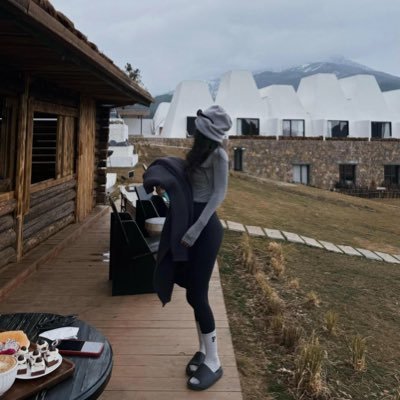 Ena17776998's profile picture. dream chaser