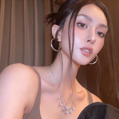 cherry_77hh's profile picture. Living the best in the present makes the future beautiful...✨
