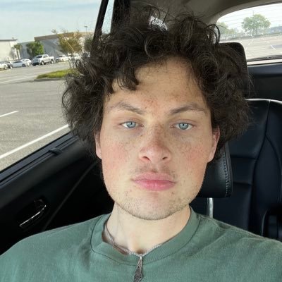 KeltonKingJax's profile picture. 22 | Pol-Econ | FSCJ-UNF | Writings Linked ⬇️