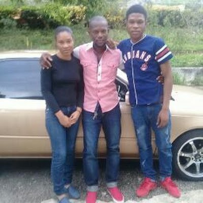 pinkwall_666's profile picture. 