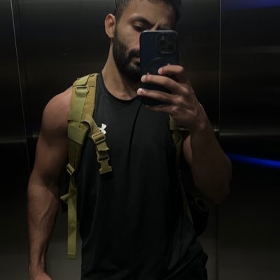 zayedbuali's profile picture. 