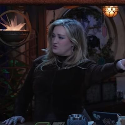 Embeauyasha's profile picture. (she/her) | 21🌷| Mighty Nein | Markiplier | Scarlet Witch | FNAF | TLOU 🌿| FF 🗡️ | Critical Role 🎲 | Keyleth 🌿| Yasha 🌩️| Laudna 🥀 | Vaelus 🖤