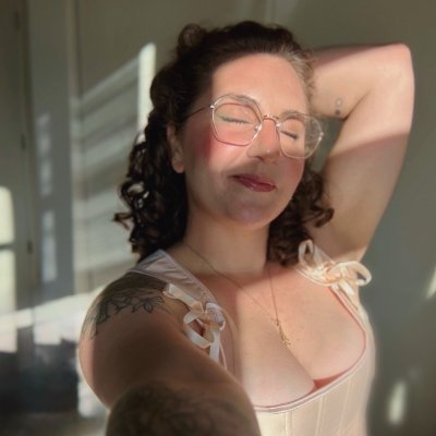 robbedbyrowe's profile picture. @roweruins backup & findumb autotwts