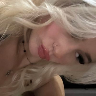 spoiiltwinter's profile picture. would you love to be locked down in my world and get humiliated | financial | The expensive and greedy brat who loves to drain your wallet 😈❤️ tribute $35