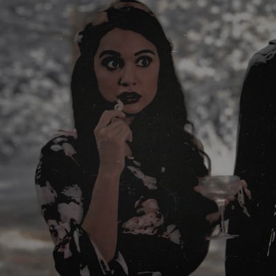 PropheticVoidx's profile picture. —— 𝖲𝗁𝖾'𝗌 𝖾𝗏𝗈𝗅𝗏𝗂𝗇𝗀 𝖽𝗈𝗇'𝗍 𝖽𝗂𝗌𝗍𝗋𝖺𝖼𝗍 𝗁𝖾𝗋 ——