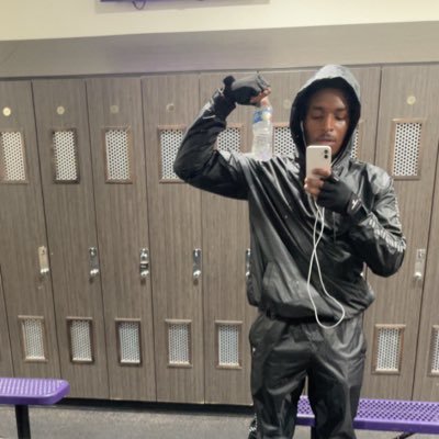 yealeeky's profile picture. 