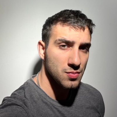 dogukanoozturk's profile picture.