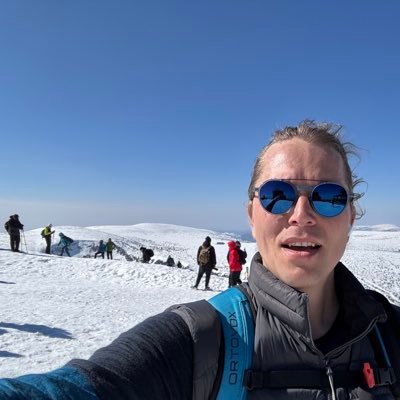 Harry_yanek's profile picture. Kouřím jen výjimečně.