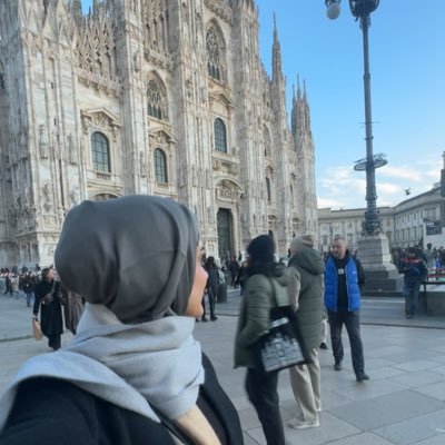 Jenanashh's profile picture. 